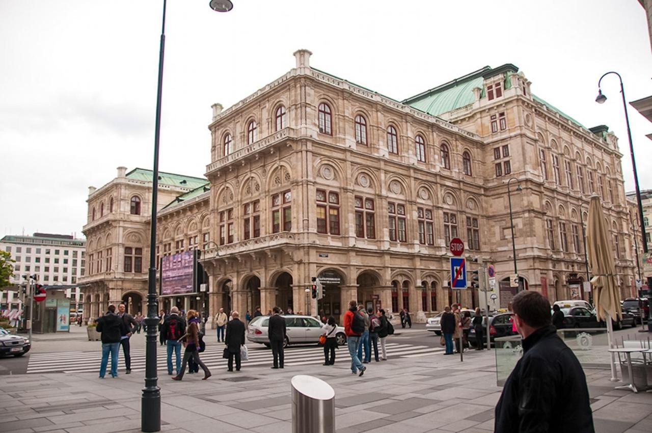 Opera Am Operneck Self Check In Lägenhet Wien Exteriör bild