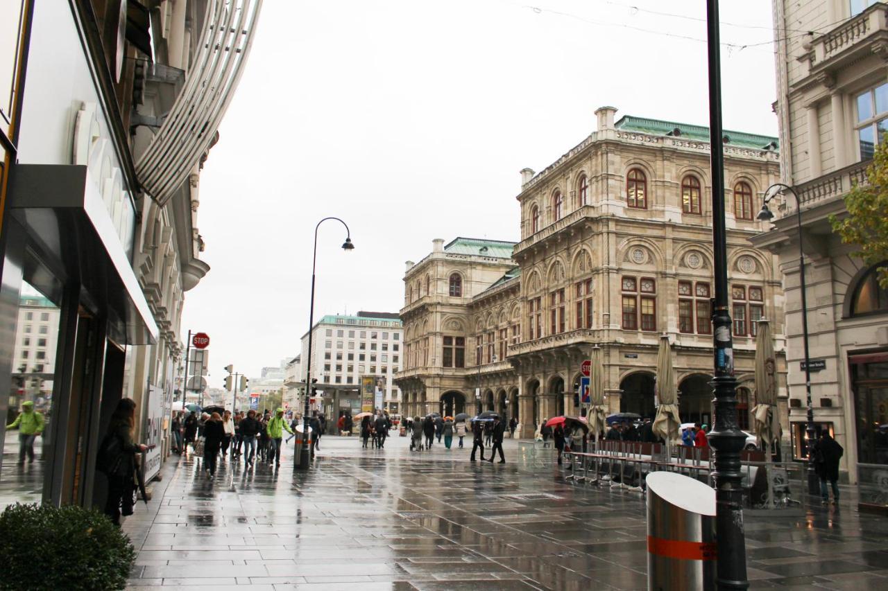 Opera Am Operneck Self Check In Lägenhet Wien Exteriör bild